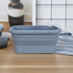 Space-saving silicone lunch boxes with lids